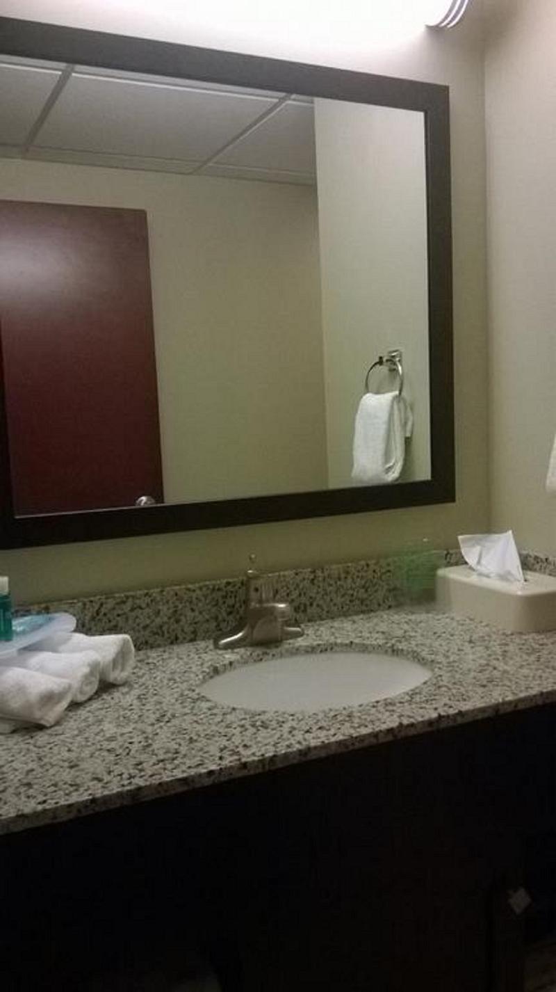 Holiday Inn Express Pittsburgh West - Greentree, An Ihg Hotel Crafton Экстерьер фото